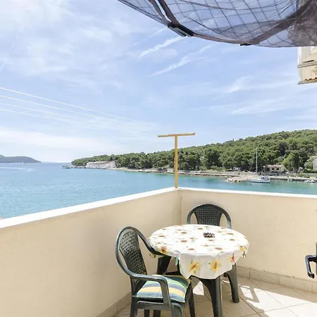 شقة Mirni By The Sea