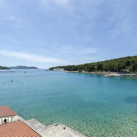 Mirni By The Sea *