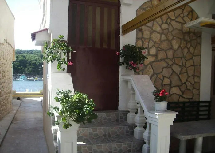 Mirni * פרביץ לוקה