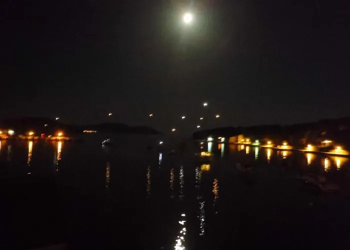 Mirni פרביץ לוקה