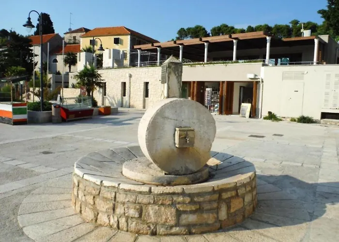 Mirni פרביץ לוקה